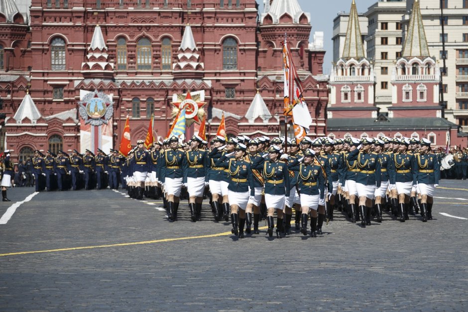 Парад Победы на красной площади в Москве