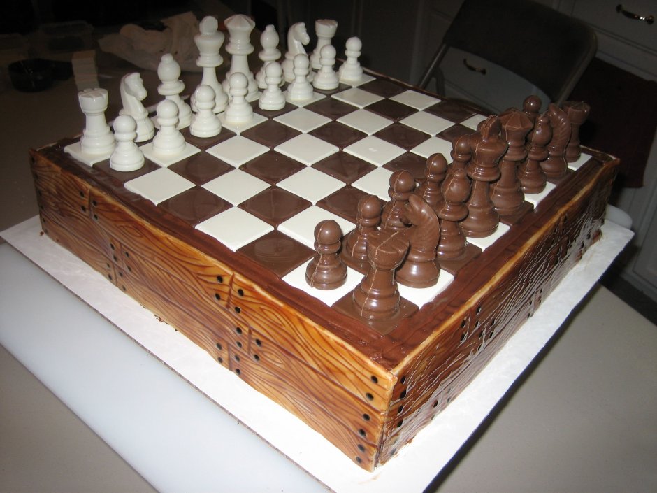 Торт шахматы из мастики