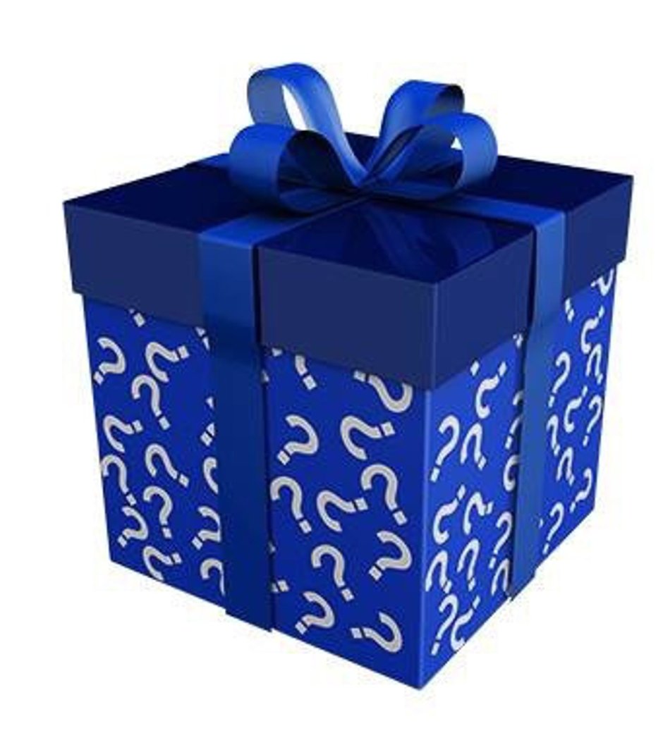 Подарок синяя коробка