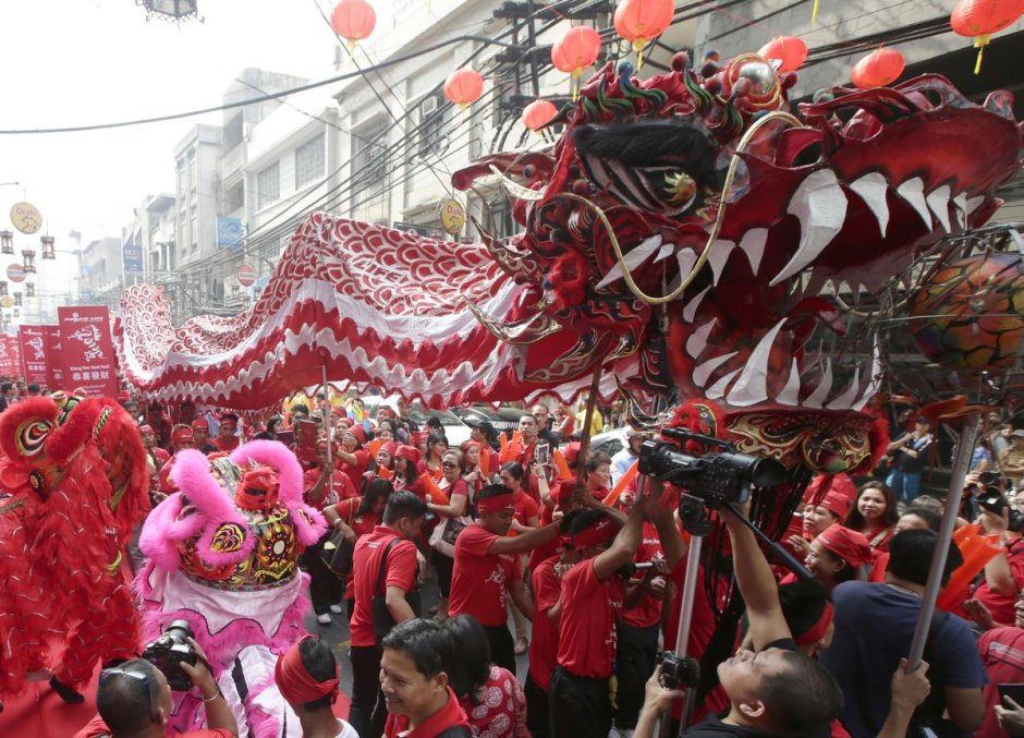 Новогоднее шествие в Китае