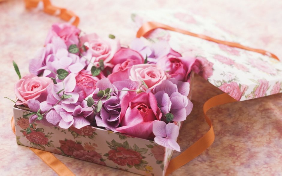 Шикарные подарки и цветы