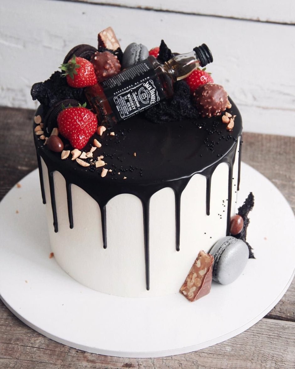 Брутальный торт для мужчины на день рождения
