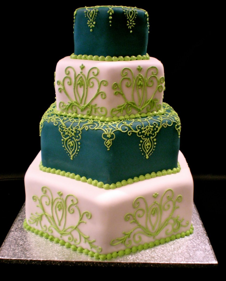 Торт изумрудного цвета