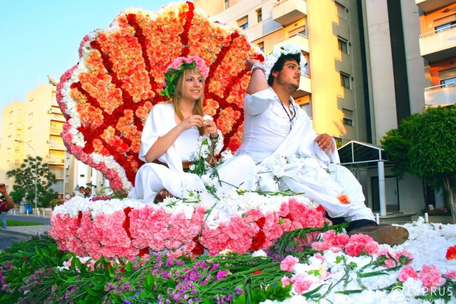 Фестиваль цветов «Анфестирия» на Кипре