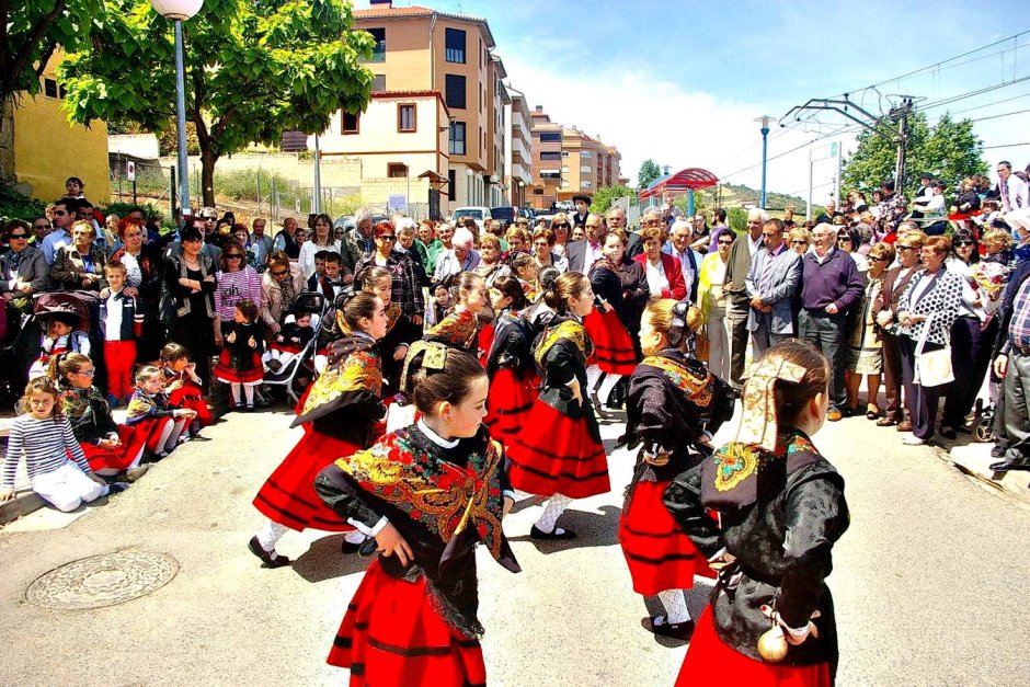 Праздник Сан Исидро Испании