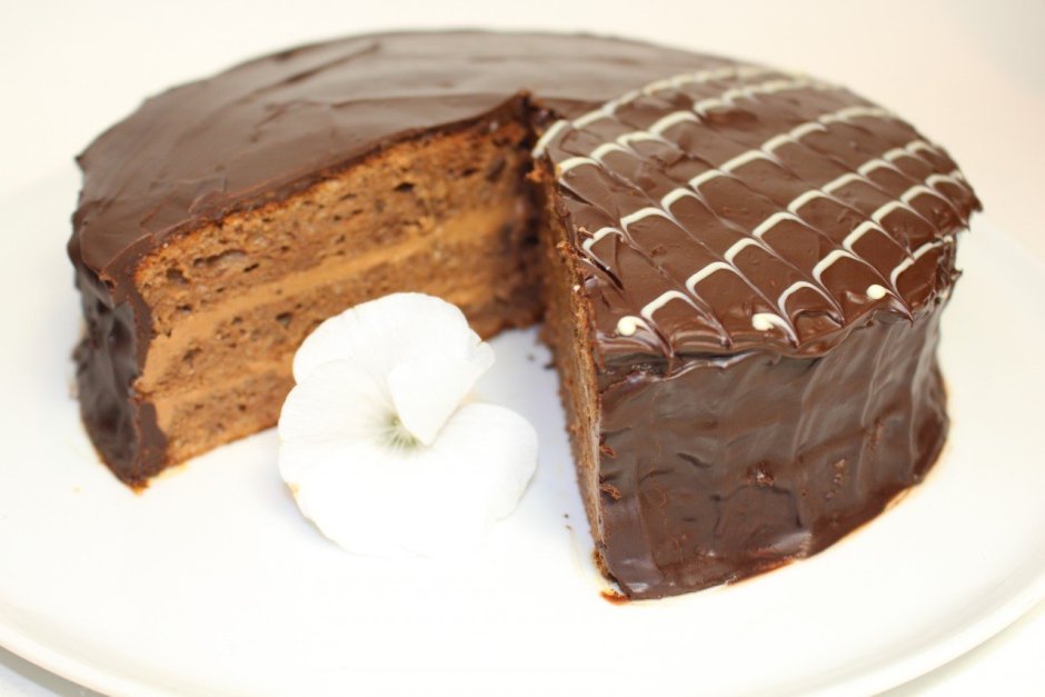 Торт Прага с тёмный шоколадом