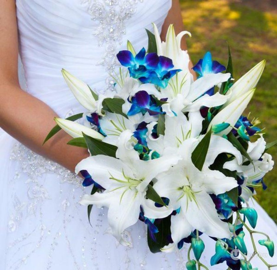 Свадебный букет невесты лилии