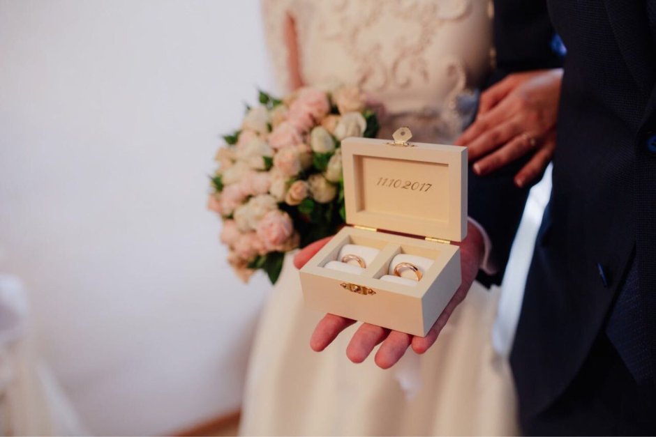 Красивые коробочки для колец на свадьбу