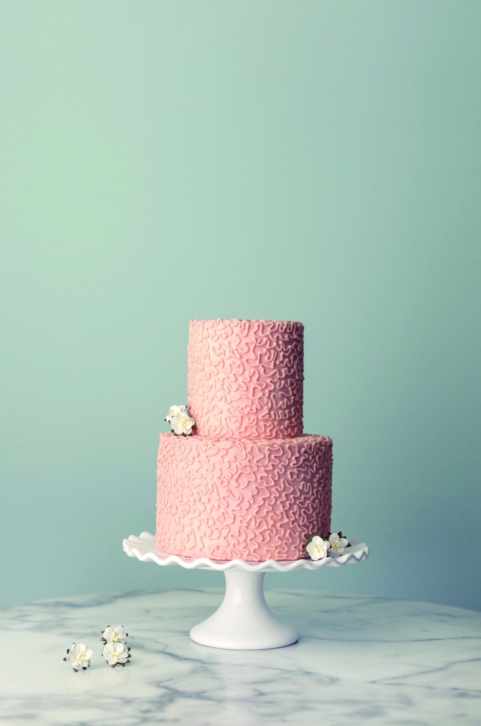 Велюровый свадебный торт