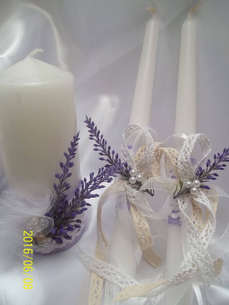 Украшение свадебных свечей бусинами