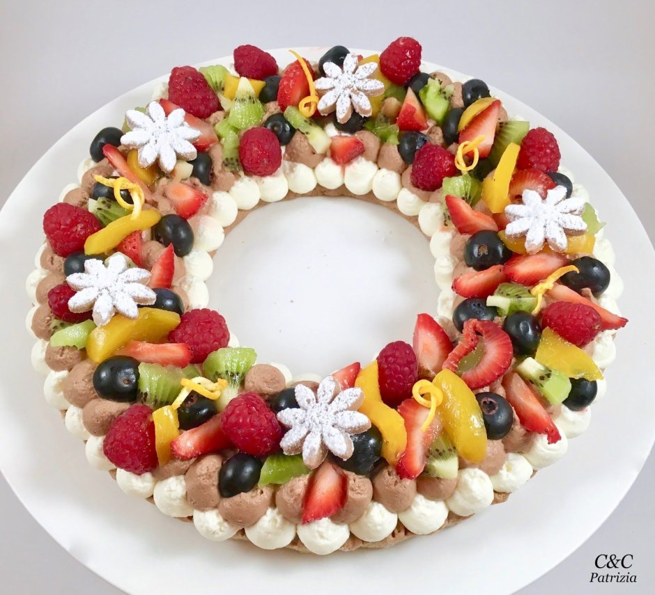 Торт цифра украшение фруктами