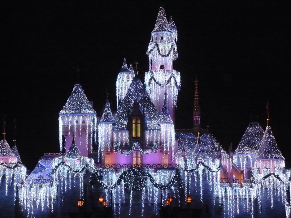 Новогодний сказочный замок