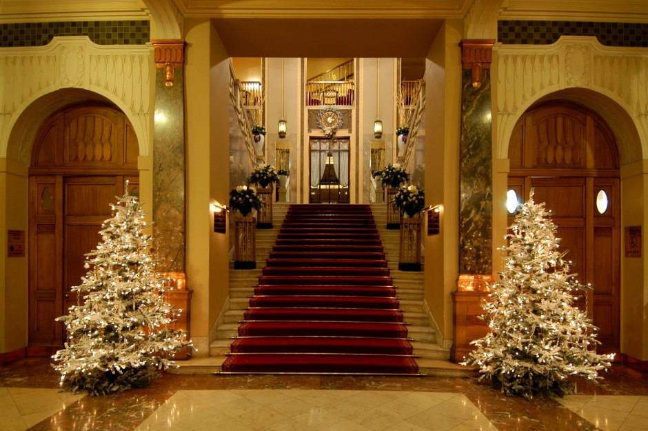 Новогодняя елка Гранд отель Европа СПБ