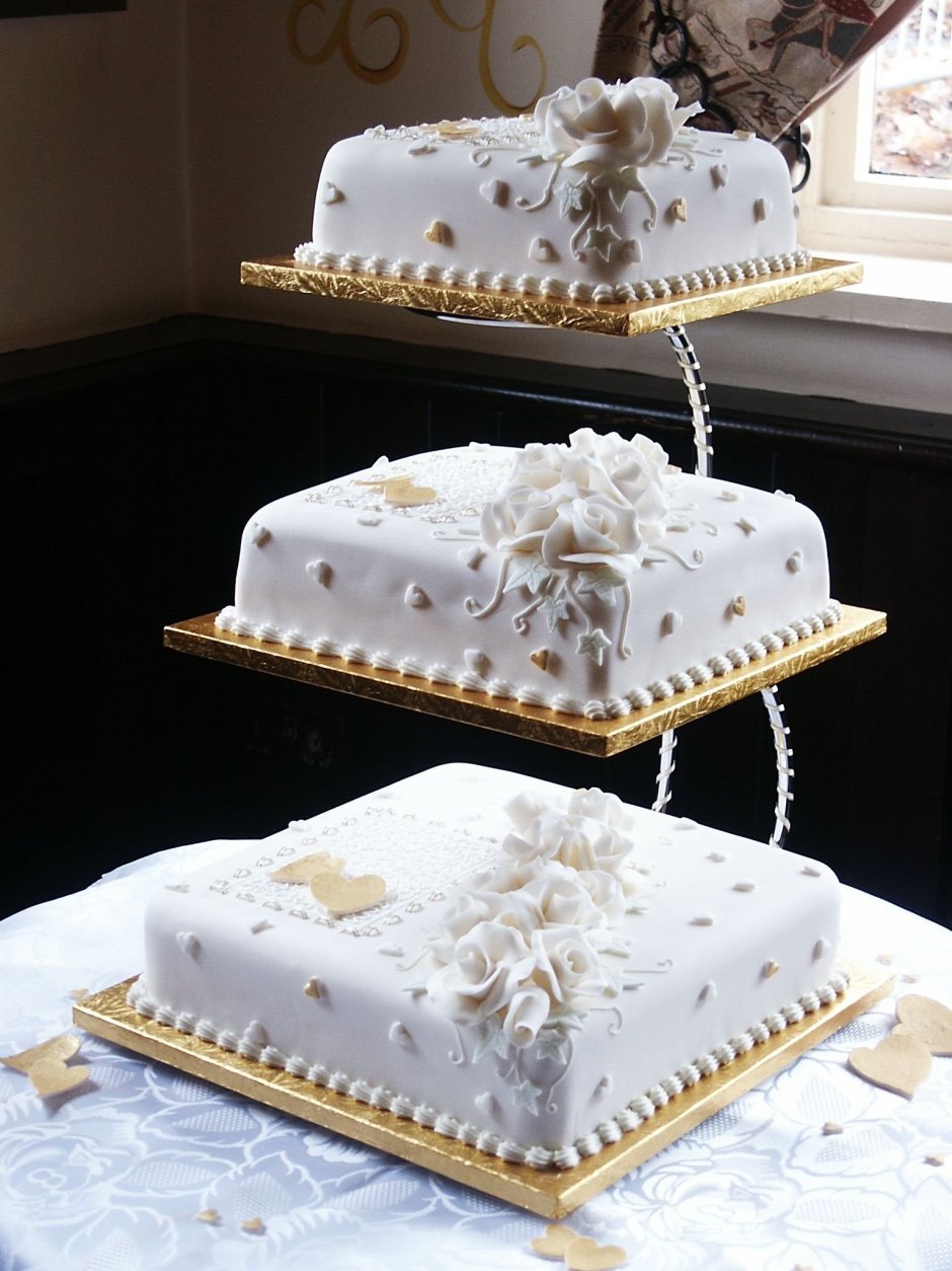 Торт на свадьбу квадратный одноярусный
