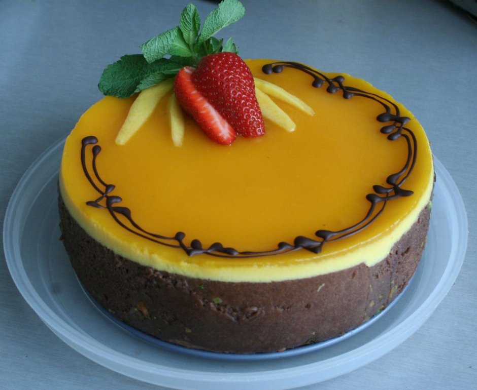Украшение торта манго