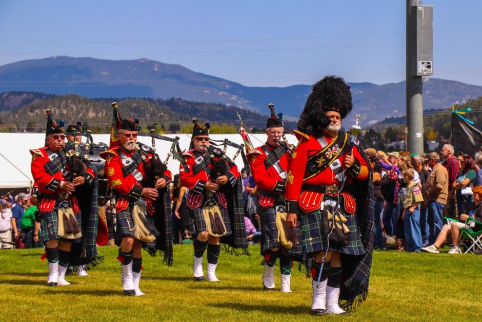Фестиваль Highland Gatherings в Шотландии