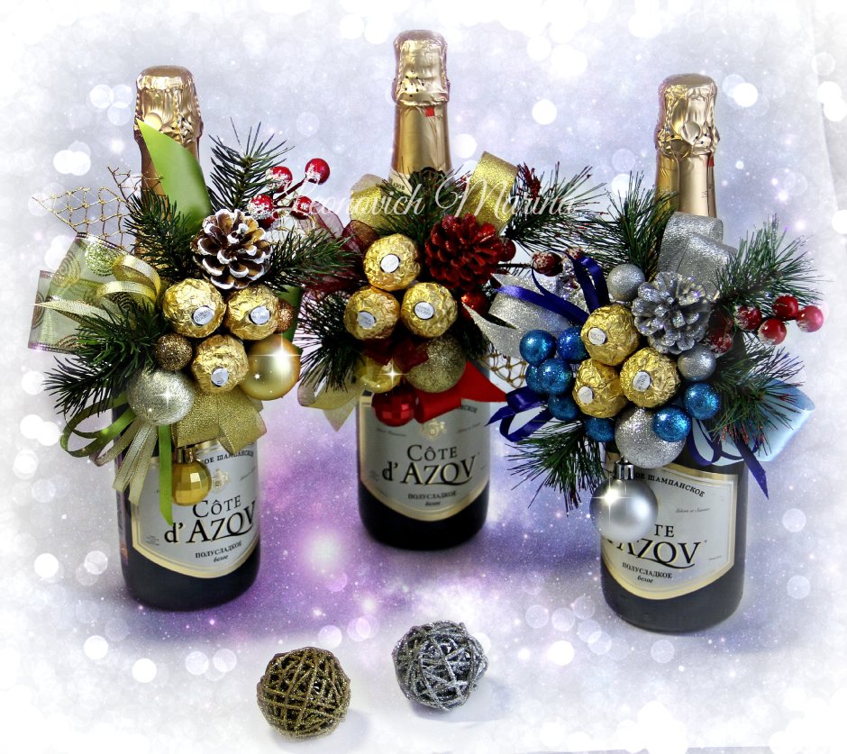 Новогоднее украшение на шампанское