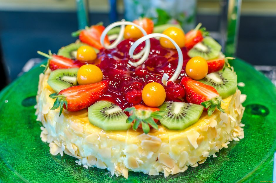 Торт фруктовый десерт Смольнинский