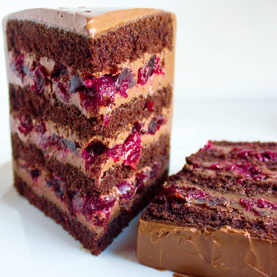 Торт Шереметьевские торты вишнево-шоколадный