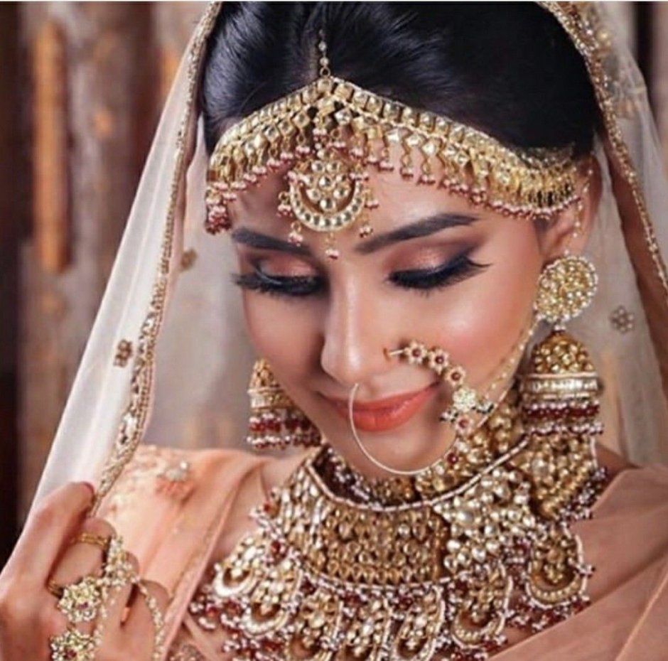 Свадебное Сари в Индии Пенджаб