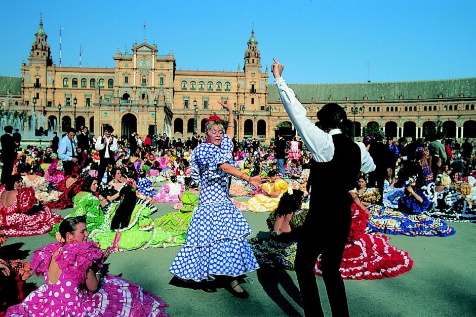 Севильская ярмарка в Испании