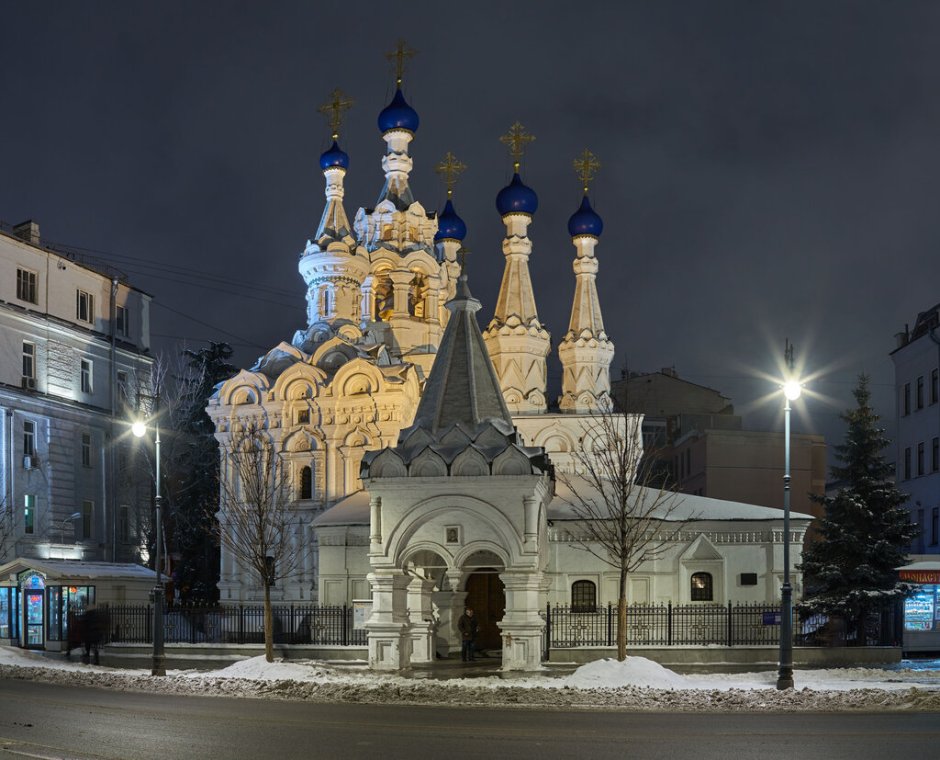 Церковь Спаса на Песках в Москве на Арбате