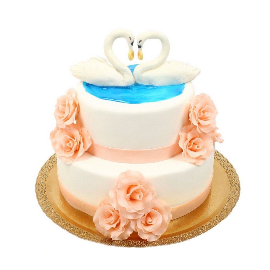 Свадебный торт с цветами и лебедями