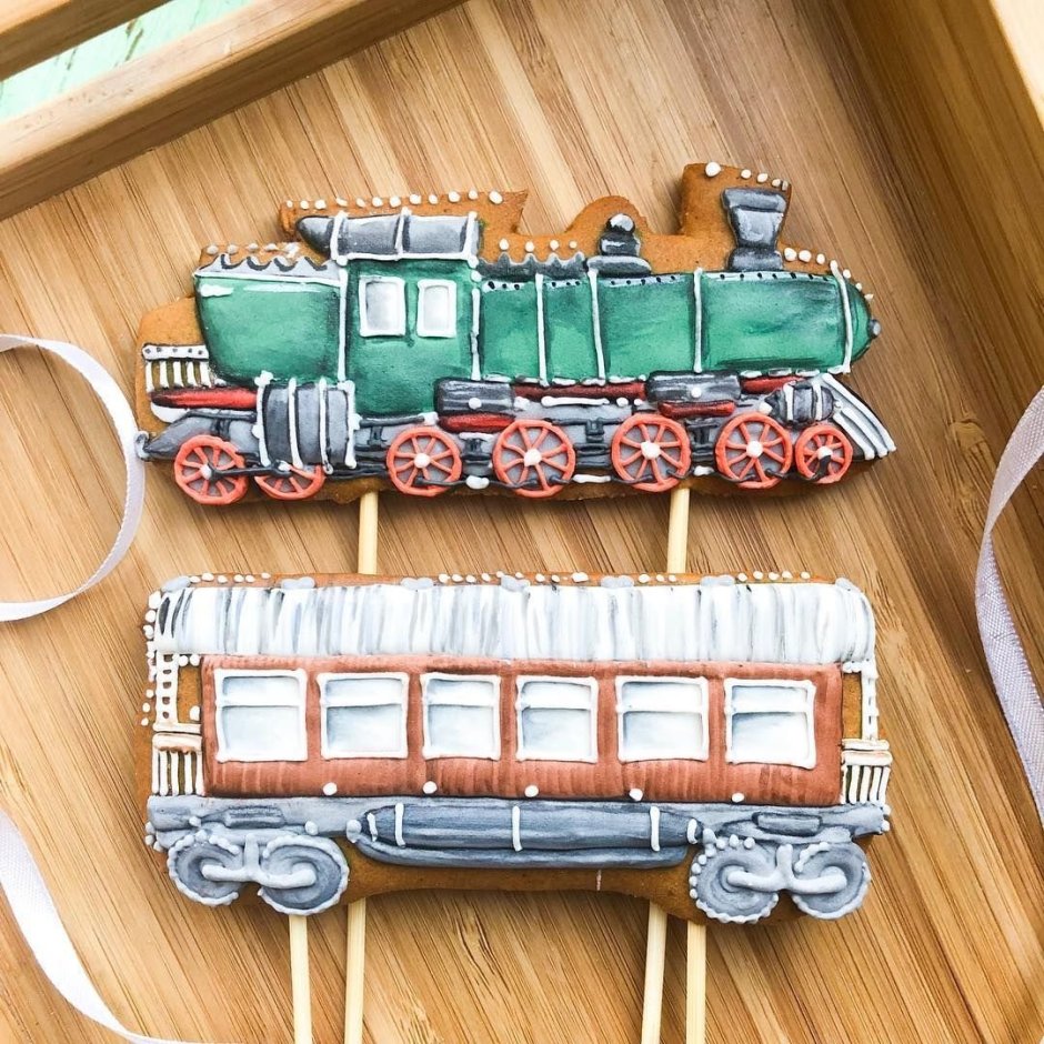 Торт с поездом для мальчика кремовый