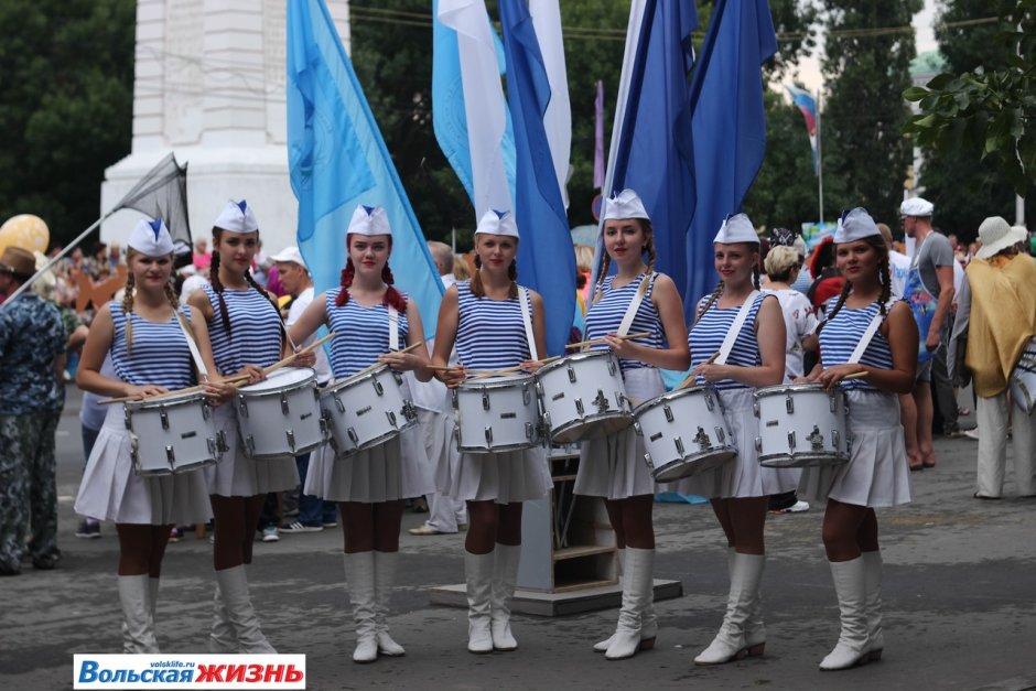 Логотип фестиваля ухи на Волге 2018