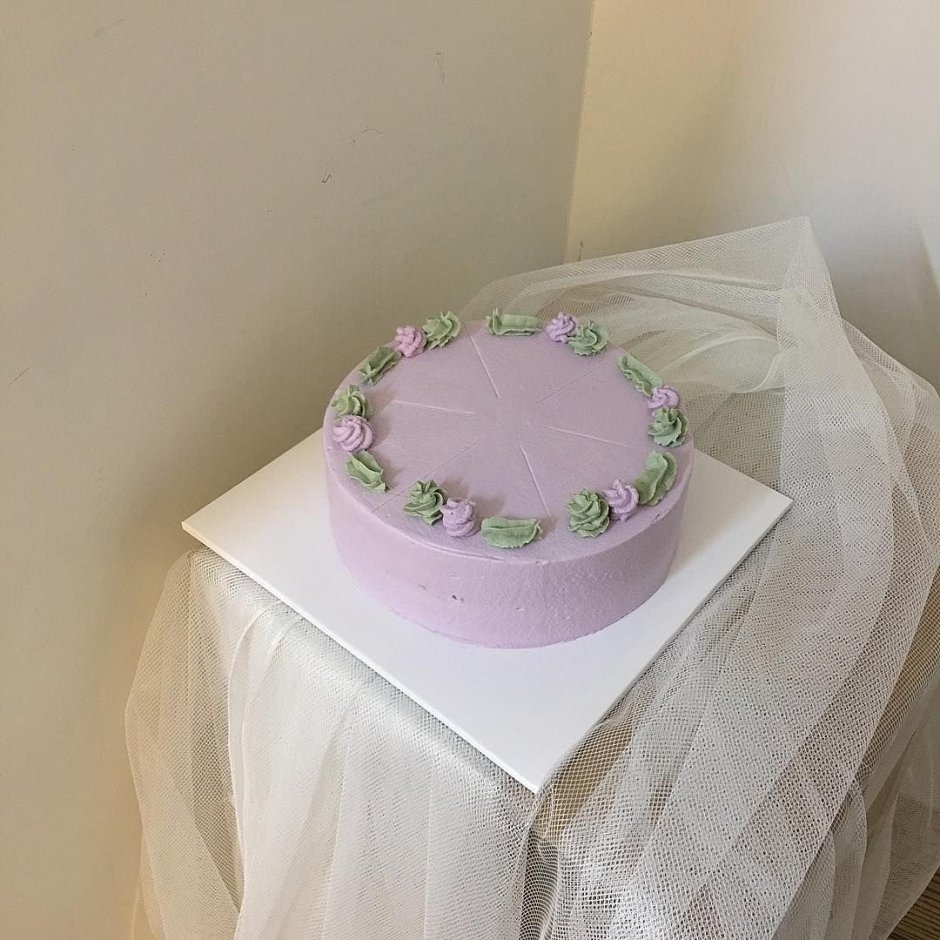 Торт пастельный фиолетовый