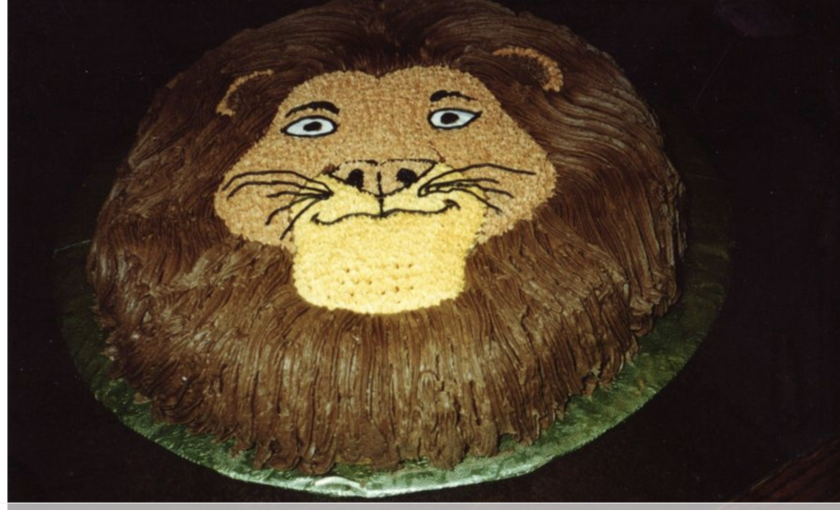 Женский торт со львом