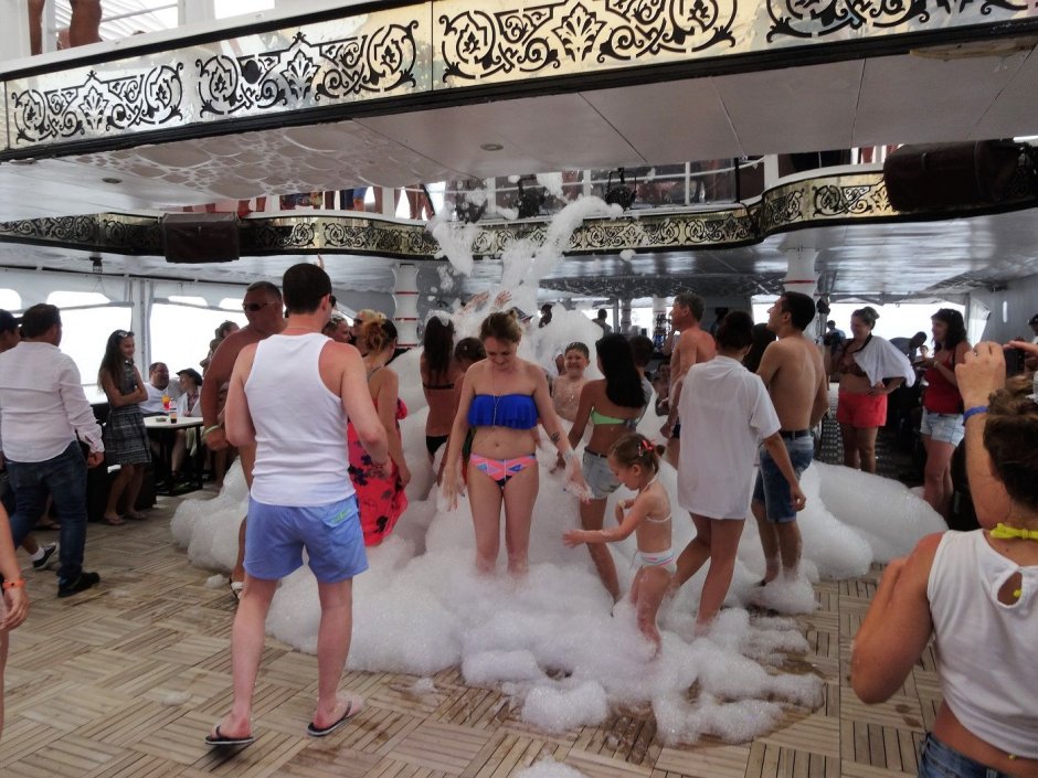 Яхта дискотека Турция