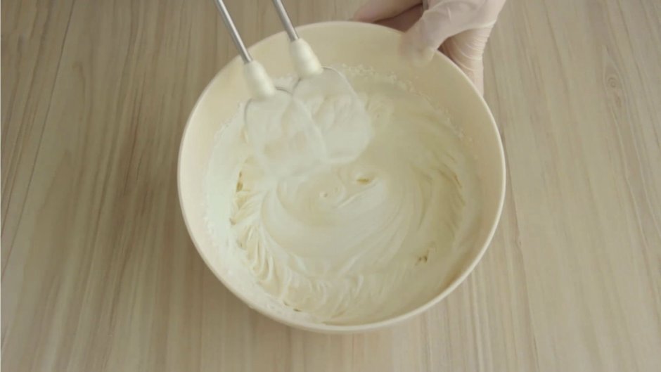 Крем-чиз для торта на сливках для выравнивания
