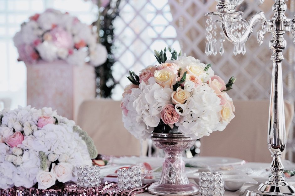 Свадебный декор цветами