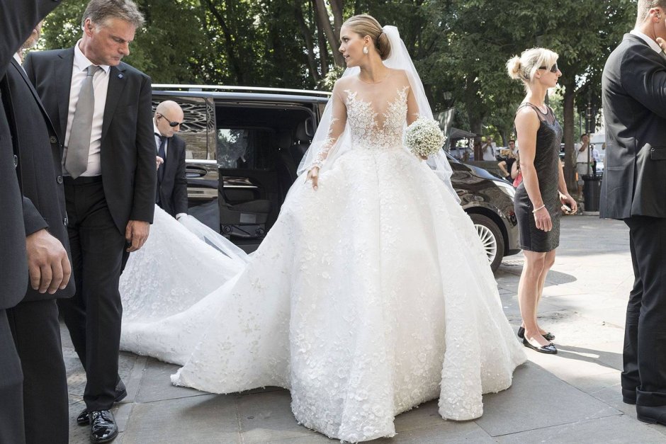 Свадебное платье за миллион рублей