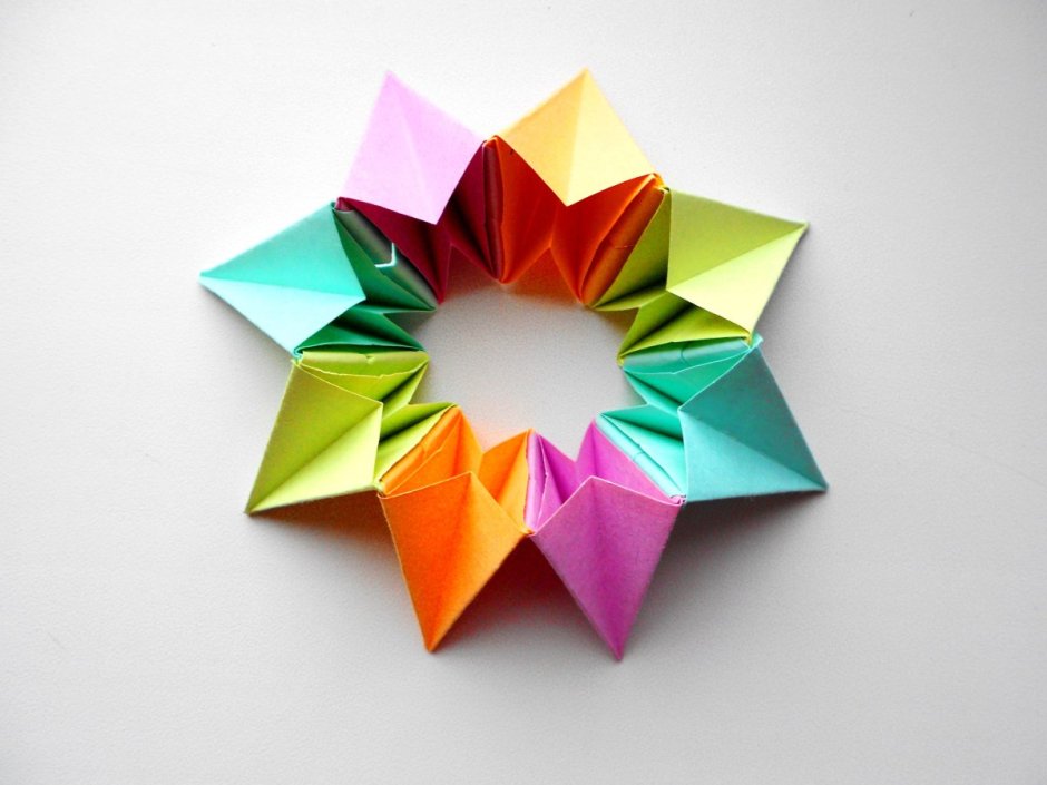 Елочные игрушки оригами