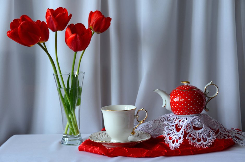 Доброе утро в Красном цвете