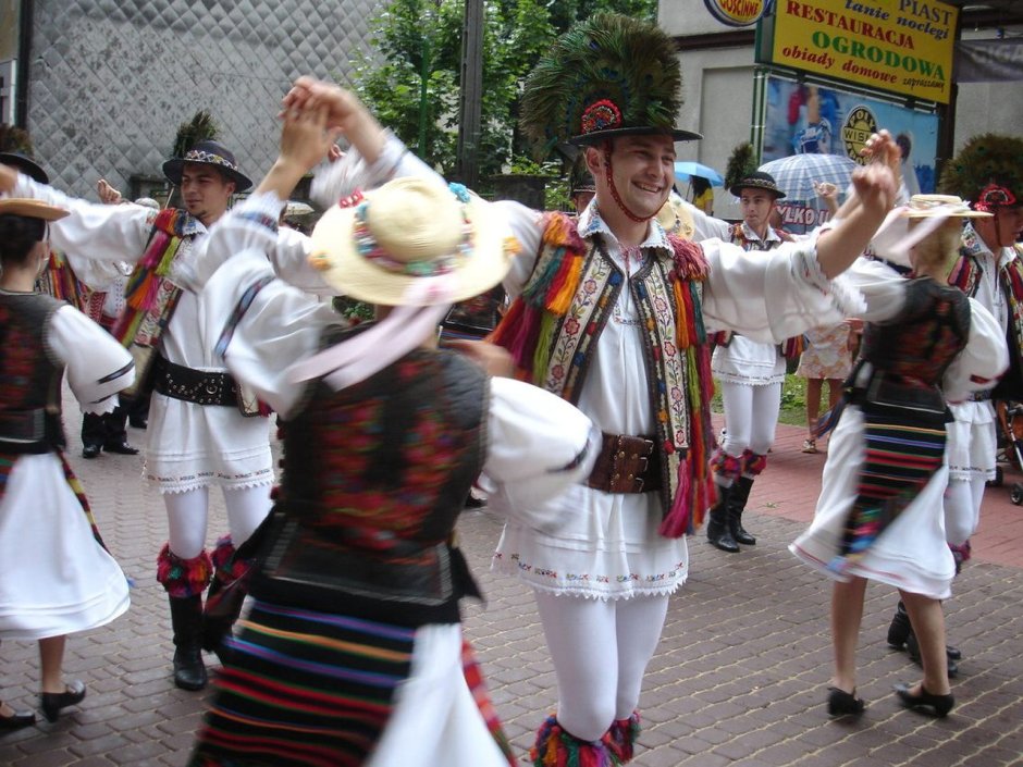 Румыния национальный танец