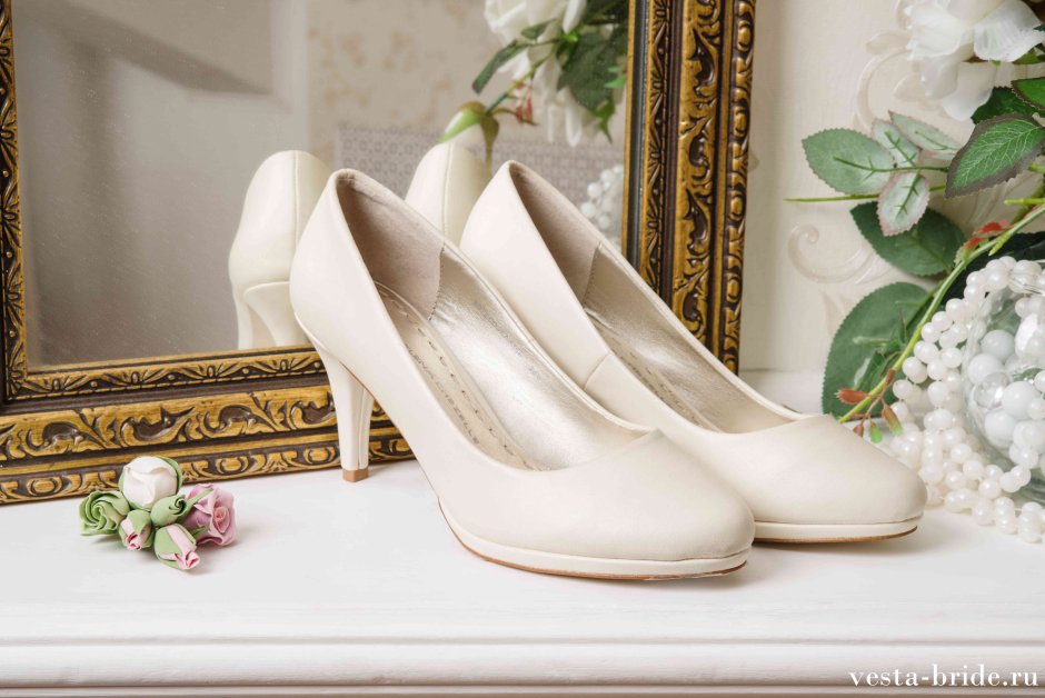 Туфли или ботинки для невесты