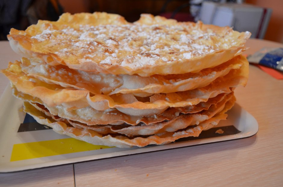 Grands flaky layers food