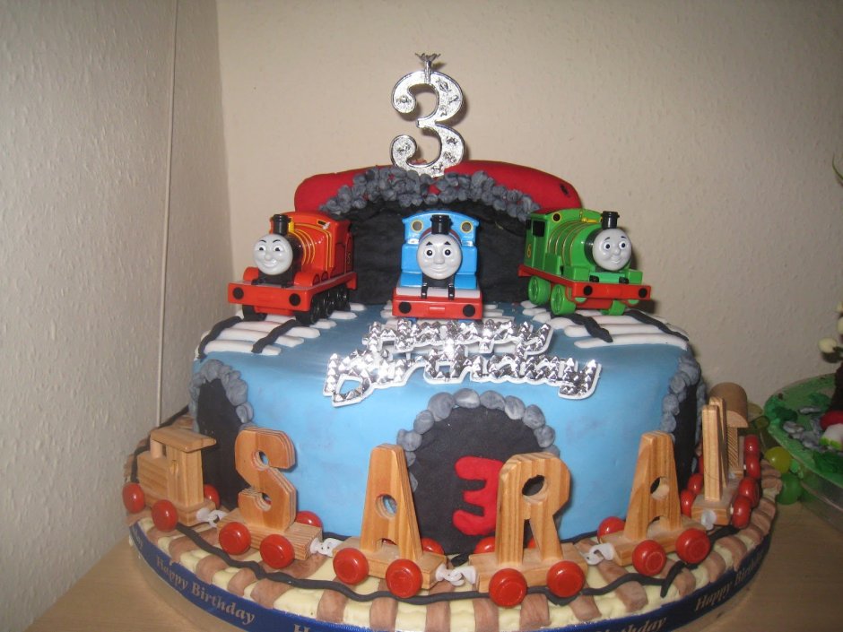 Торт для мальчика 4 "Томас и его друзья "