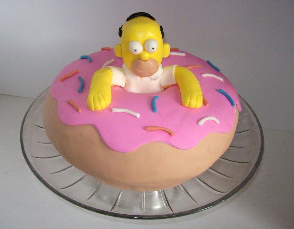 Симпсон на торте из мастики