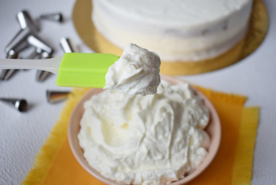 Крем для торта из сливок и творожного сыра
