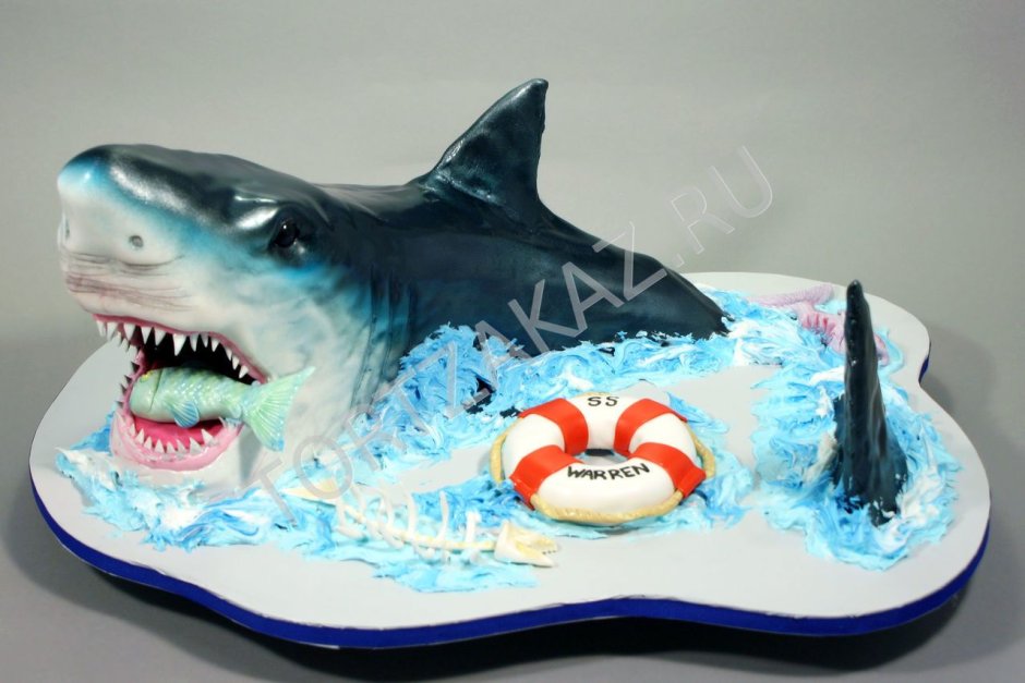 Торт морской с акулой