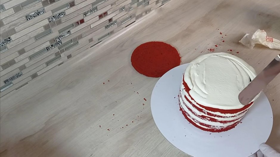 Торт красный бархат в магните