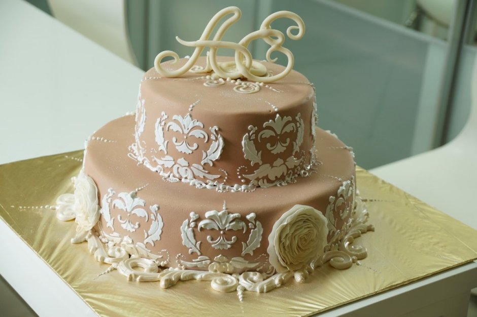 Торт для свадьбы двухуровневый