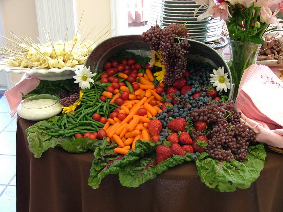 Инсталляция из овощей
