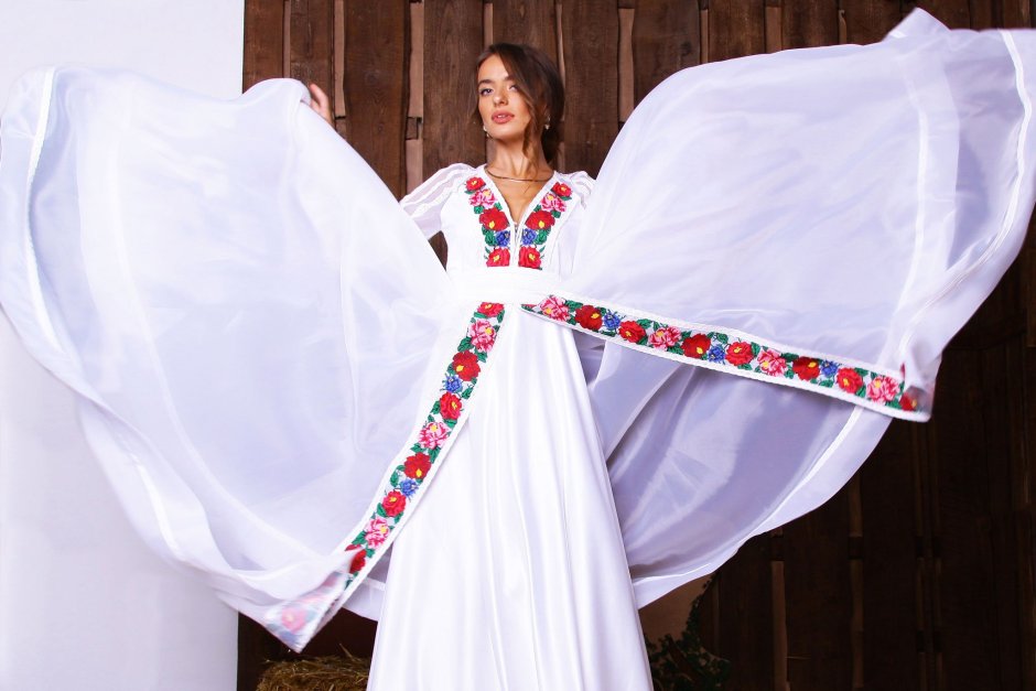 Платье невесты в русском стиле