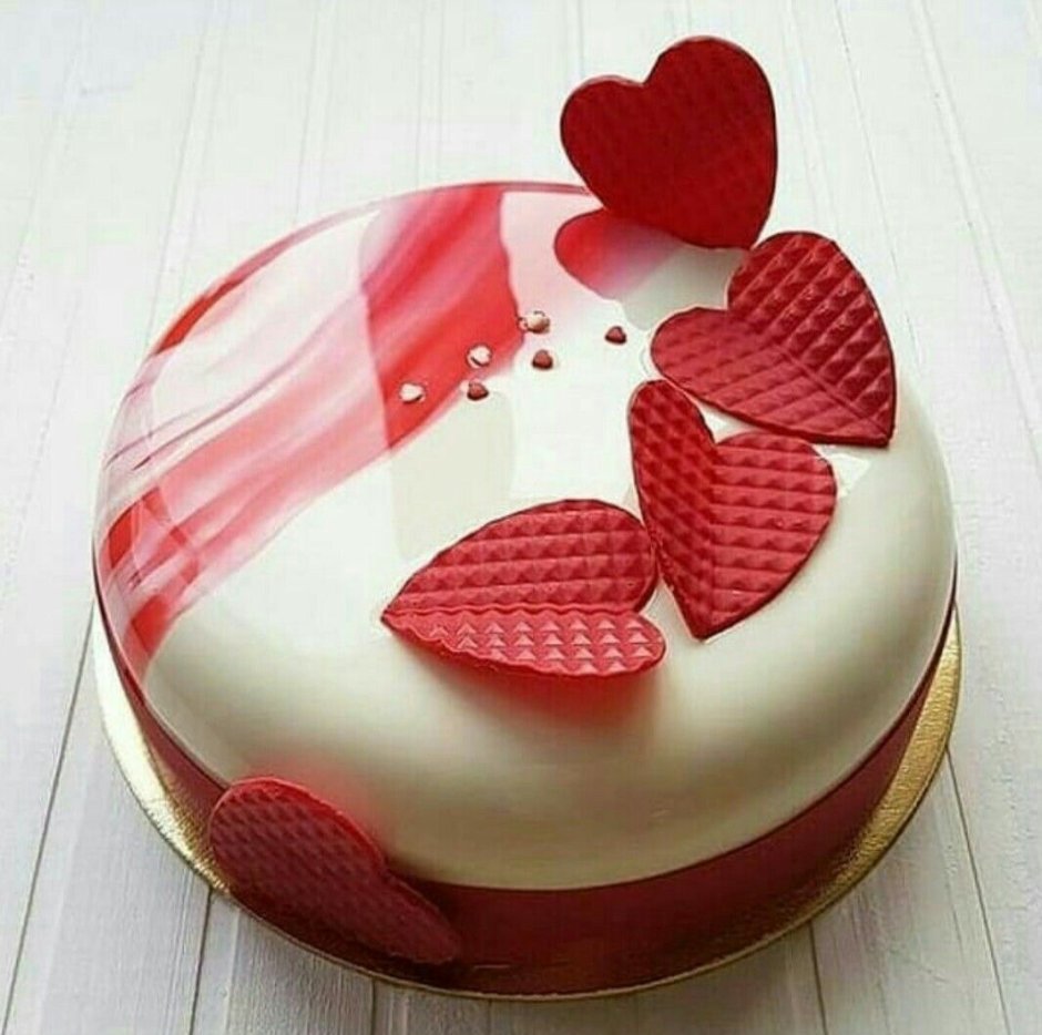 Украшение торта сердечками