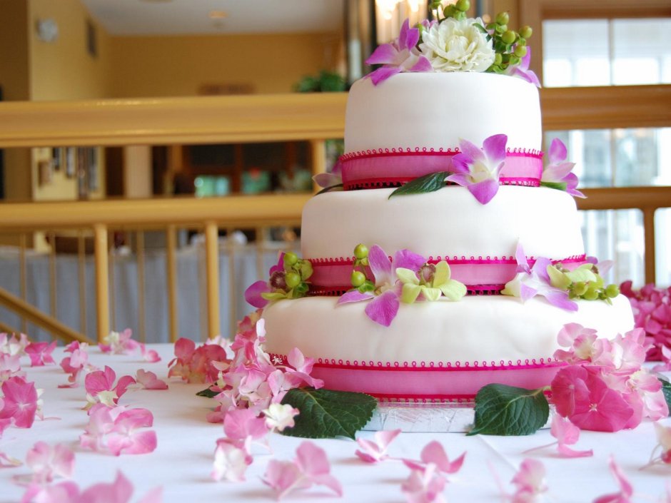 Свадебный торт на свадьбу